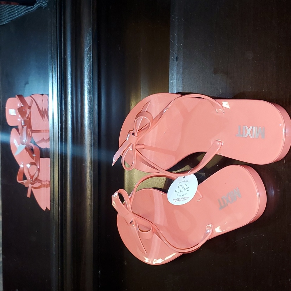 Bow Flip Flop